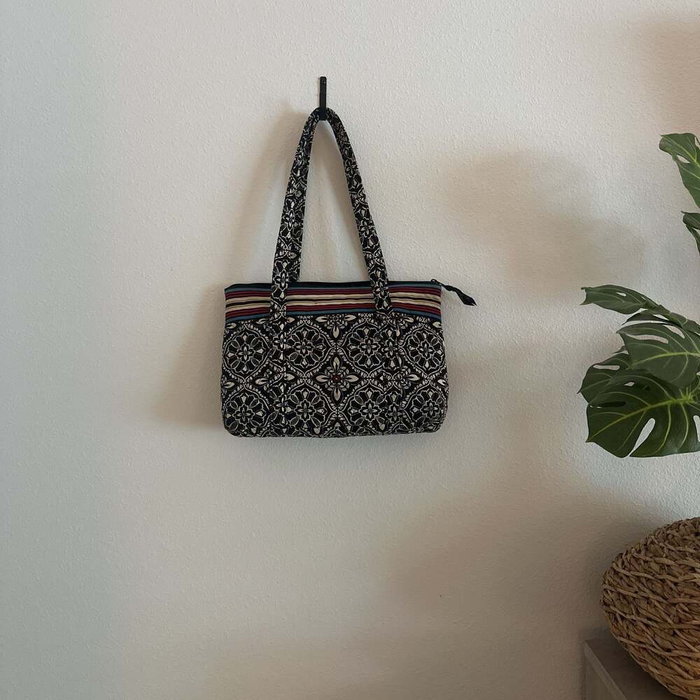 VTG Vera Bradley Little Betsy Tote Bag Barcelona Print Retired 2010 Quilted